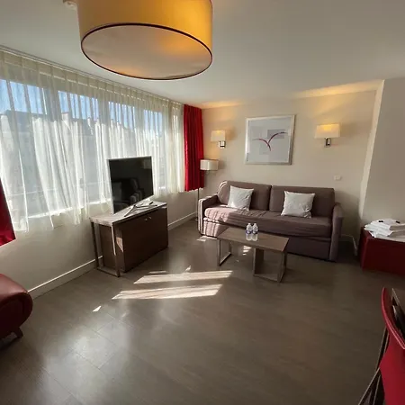 Quartz Yourhosthelper דירה קאין